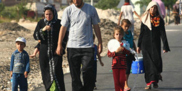 121002103633-turkey-syria-refugees-story-top