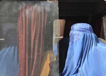 2012103195343786734_20