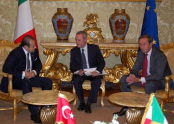 copyright_aabadoluajansi_2012_20121018141205