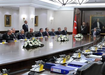 copyright_aabadoluajansi_2012_20121020082706