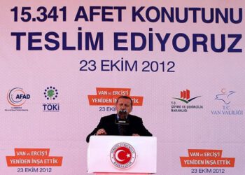 copyright_aabadoluajansi_2012_20121023131755