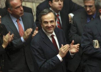 _64073947_016477102-1