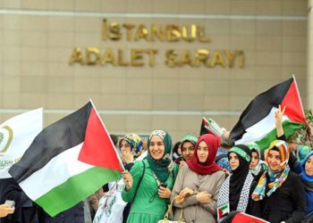 copyright_aabadoluajansi_2012_20121106124607