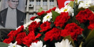 copyright_aabadoluajansi_2012_20121110083438