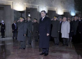 copyright_aabadoluajansi_2012_20121111052444