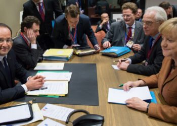 img_606X341_French-President-Hollande-German-Chancellor-Merkel-meeting-EU-council-headquarters-Brussels-RTR3AQQK