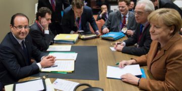 img_606X341_French-President-Hollande-German-Chancellor-Merkel-meeting-EU-council-headquarters-Brussels-RTR3AQQK
