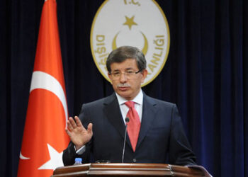 Ahmet-Davutoglu-007