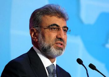 copyright_aabadoluajansi_2012_20121204141304