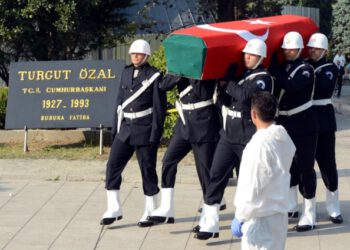 copyright_aabadoluajansi_2012_20121212064828