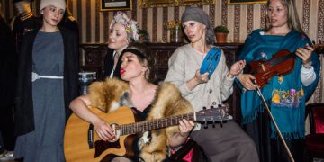 Russian Play gets a standing ovation in Istanbul