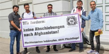 Deporte Edilen Afgan Genç İntihar Etti - Turkey Tribune.com