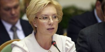 Денисова - Россия нарушила договоренность между Путиным и Порошенко