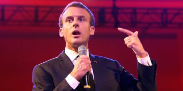 Macron AB'nin Kuzey Afrika Göçmen Merkezleri Hususunda Endişeli