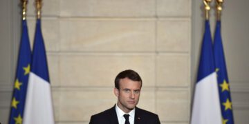 Macron urges citizens of Macedonia to vote in the referendum
