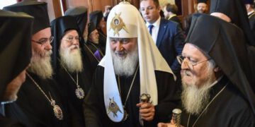 Batı İle Rusya Çatışmasında Yeni Cephe: Ukrayna Kilisesi