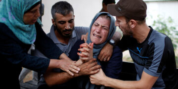 Israeli air strikes kill Palestinian in Gaza after rocket attack on Beersheba