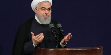 Ruhani: ABD'nin hedefi İran'da rejim değişikliği