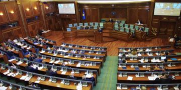 Parliament of Kosovo discusses border correction proposal