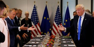 AB, ABD’nin üstüne mi çökecek?