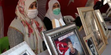 Kurdish mothers determined to protest until PKK terrorism ends