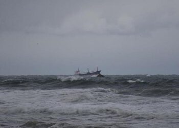 Российский сухогруз затонул у берегов Черного моря в Турции