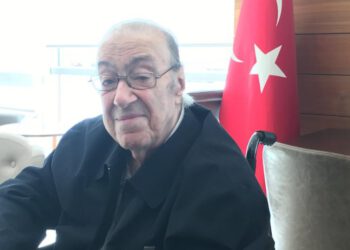 Последний наследник династии Османов умер в возрасте 90 лет