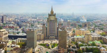 روسیه از توافقنامه آسمان باز خارج میشود