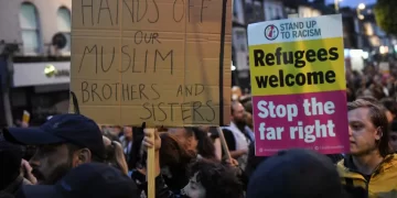 UK-riots-anti-muslim-anti-racism